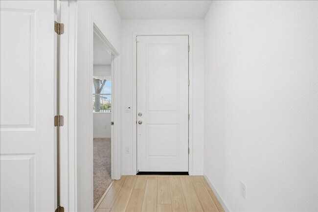 Foto del edificio - 10112 Yanna Wy