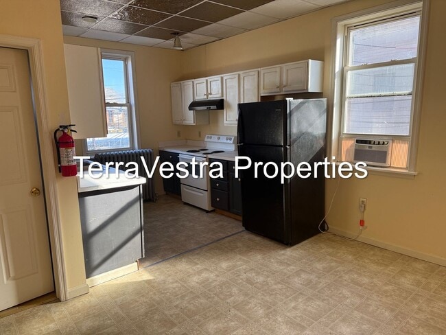 Foto del edificio - 101 N High St