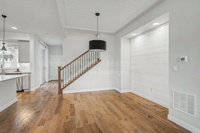 Foto del edificio - 7255 W Evans Ave