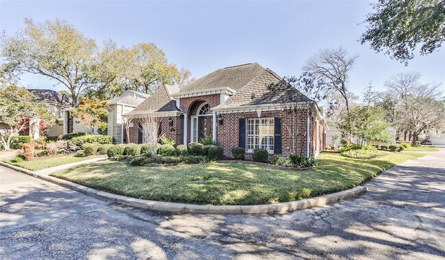 Building Photo - 9627 Longmont Dr