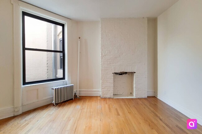 Foto del edificio - 211 W 80th St
