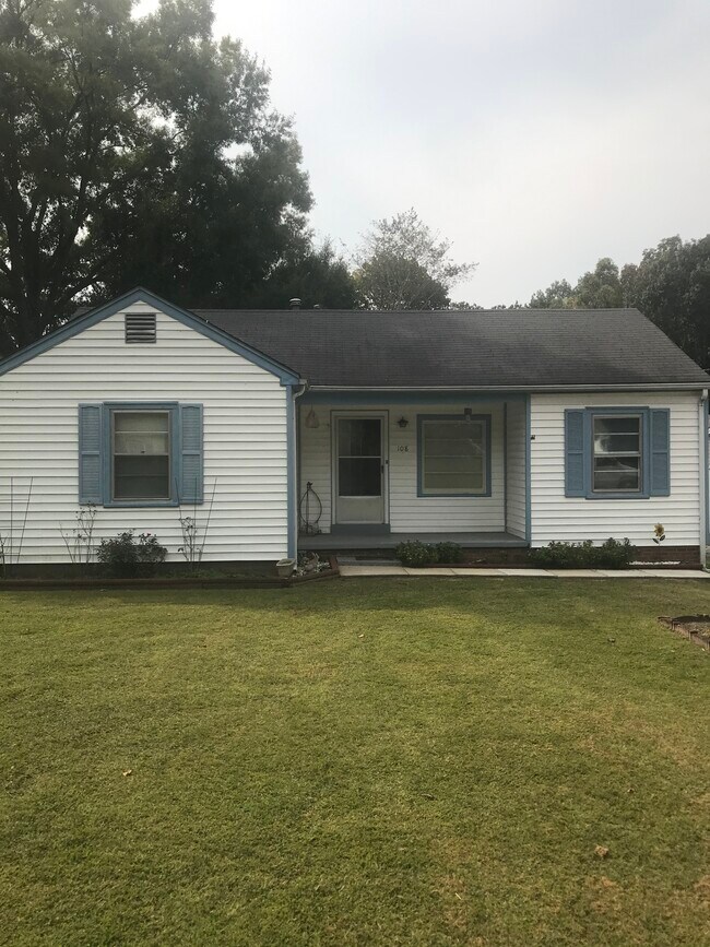 No phone calls or texts. Email inquiry only - 108 Courtland St