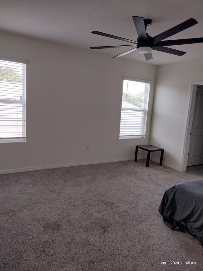 Building Photo - 10857 Trailing Vine Dr