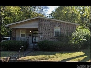 Building Photo - 3015 S Gaines St