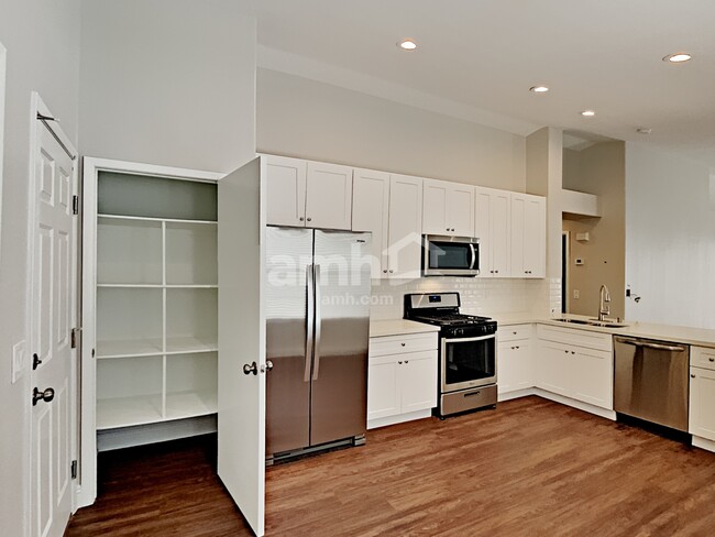 Foto del edificio - 8620 W Majestic Pine Ave