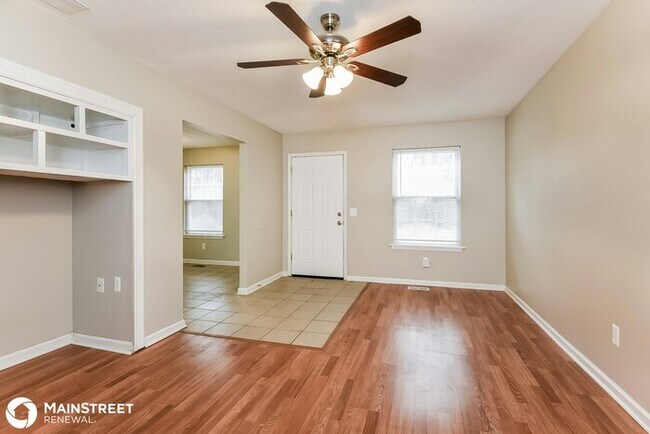 Building Photo - 868 Hardy Rd