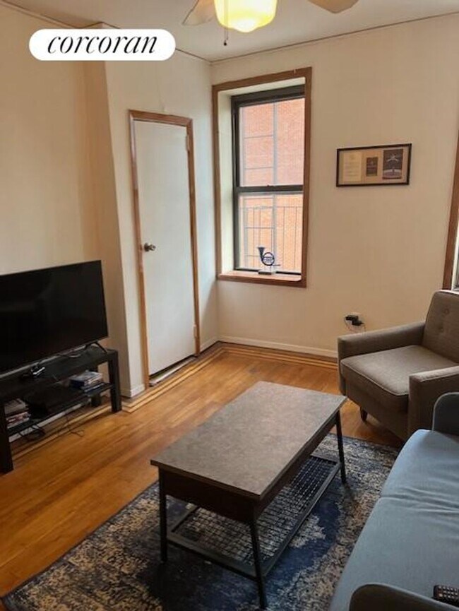 Foto del edificio - 243 E 59th St