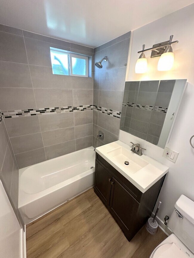 Foto del edificio - Highly updated and private Cottage. No sha...