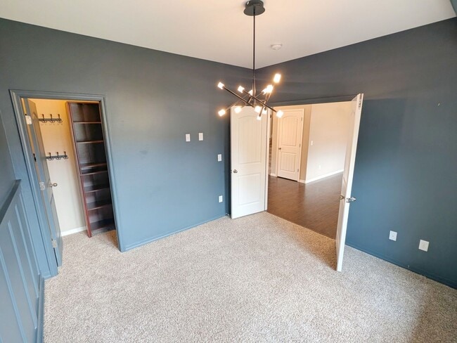 Building Photo - 19671 Still River Ct