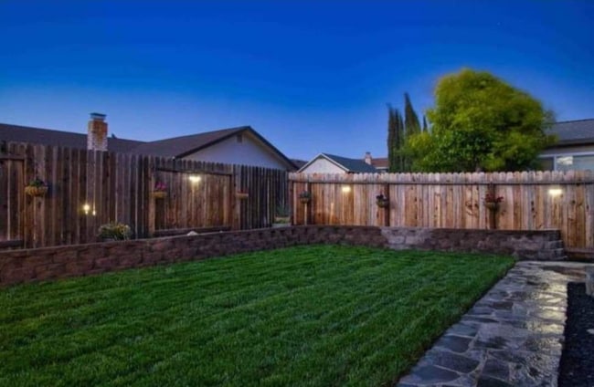 Foto del edificio - 712 Magnolia Ct