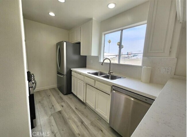 Foto del edificio - 14631 Dickens St