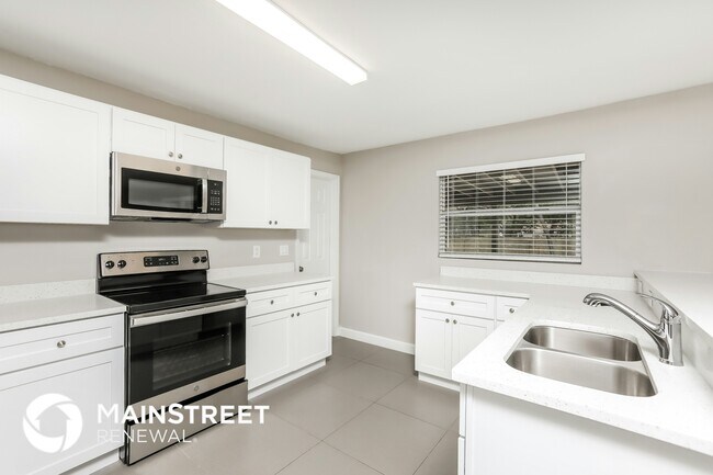 Foto del edificio - 7733 Range Dr