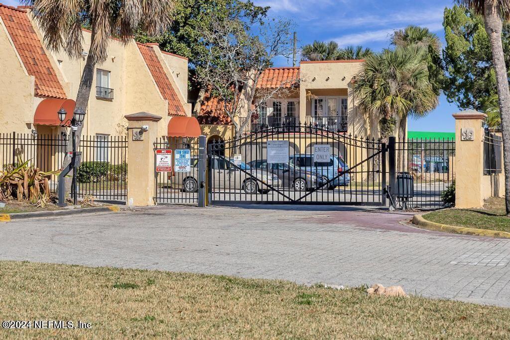 3875 Mission Dr Unit 7, Jacksonville, FL 32217 Condo for Rent in