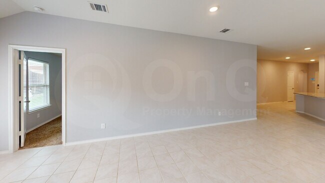 Foto del edificio - 1113 Meadow Side Dr