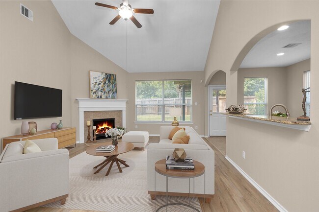 Foto del edificio - 115 N Hawkhurst Cir