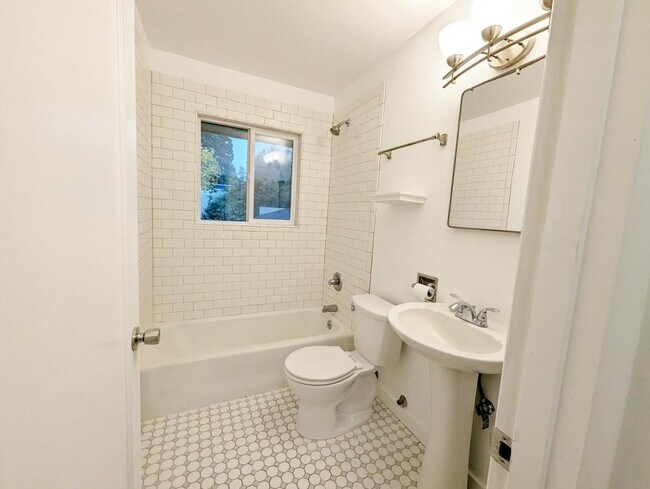 Foto del edificio - 2919 SE Monroe St Milwaukie, OR 97222