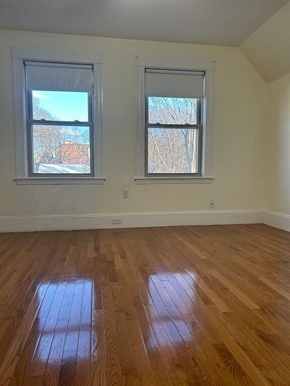 Foto principal - 119 Birch St