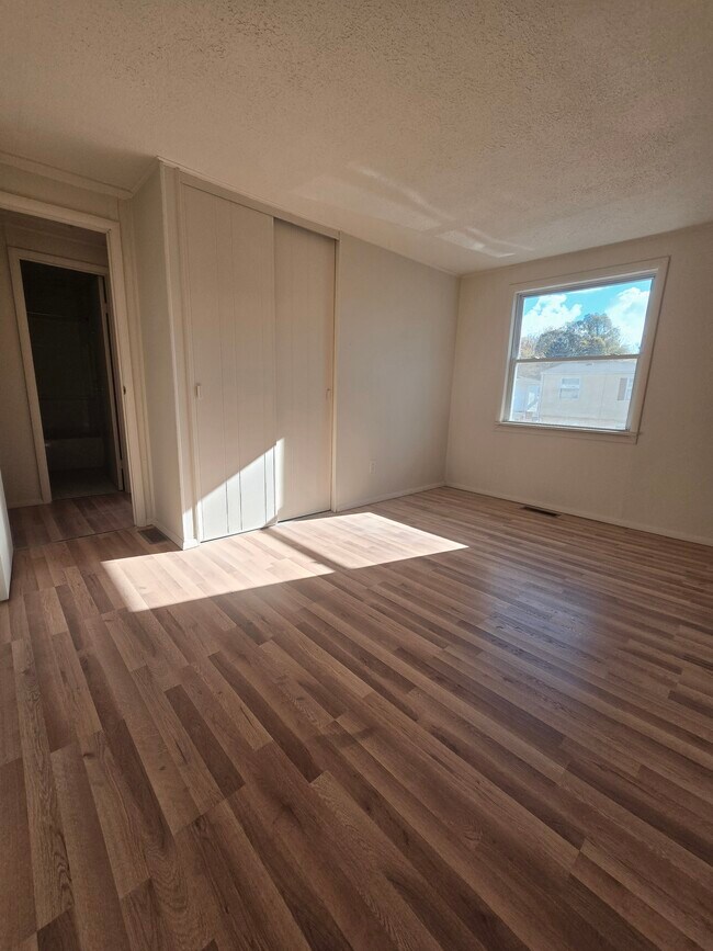 Foto del edificio - 168 Sackett Rd