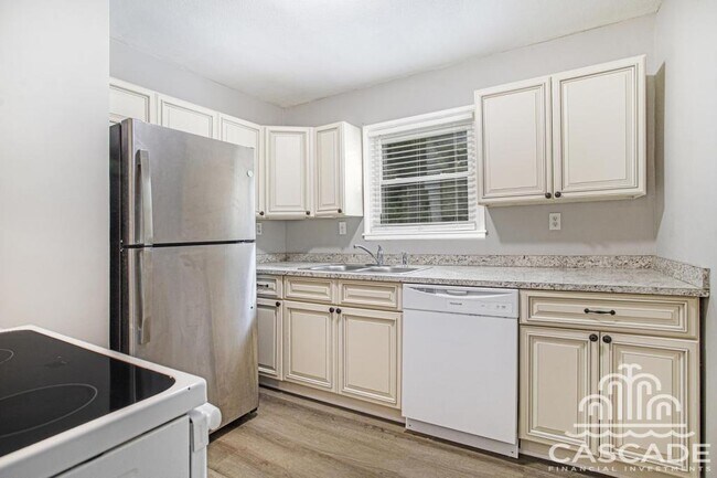 Foto del edificio - 7662 Norwood St