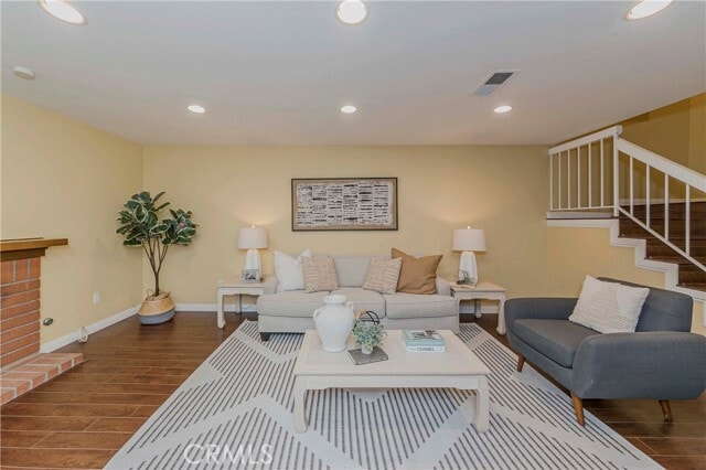 Building Photo - 2410 Plaza De Vista