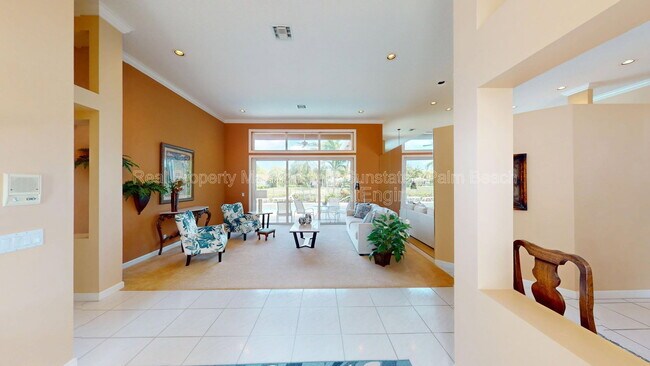 Foto del edificio - 71 Cayman Pl