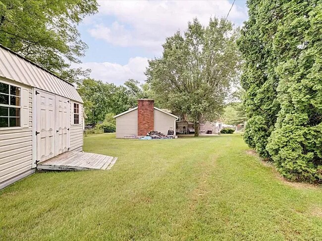 Building Photo - Beautiful 3-bedroom HOME!