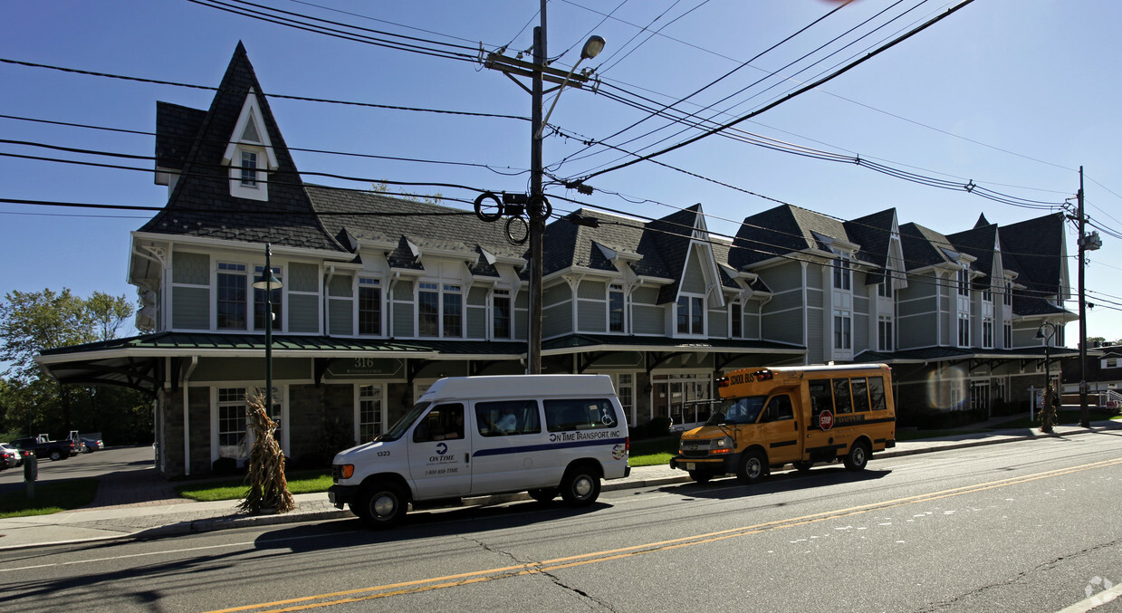 Foto del edificio - Fonte Plaza at Fanwood Condominiums