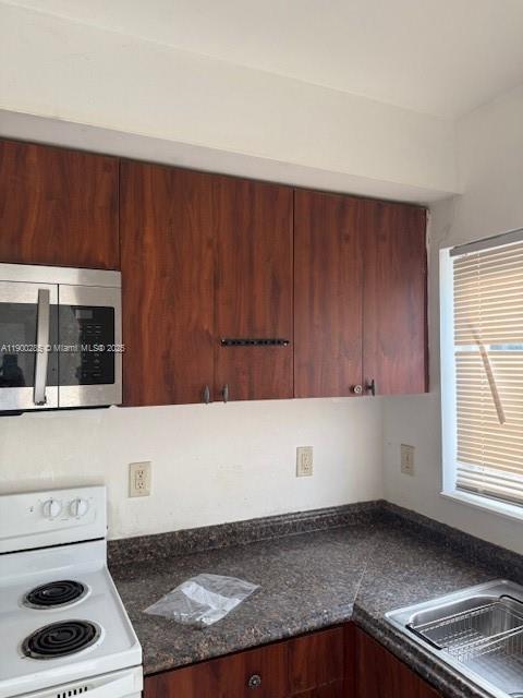 Foto del edificio - 8430 NW 2nd Ave