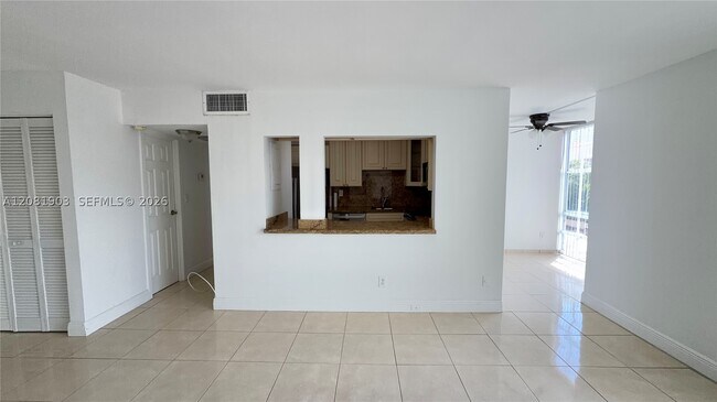 Foto del edificio - 210 172nd St