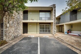 Building Photo - 500 E Riverside Dr