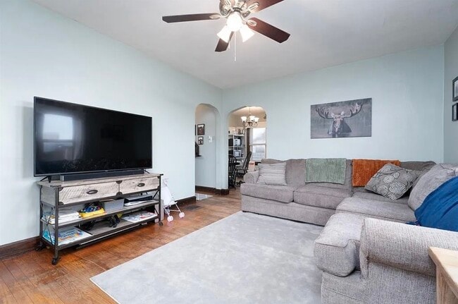 Foto del edificio - 1100 Emerson Ct