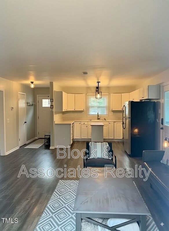 Building Photo - 7608 Idolbrook Ln