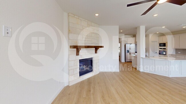 Foto del edificio - 1134 Oriole Dr