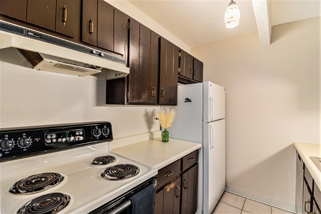 Building Photo - 8060 E Girard Ave