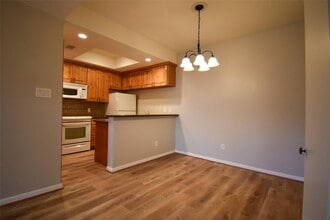 Building Photo - 11711 Memorial Dr