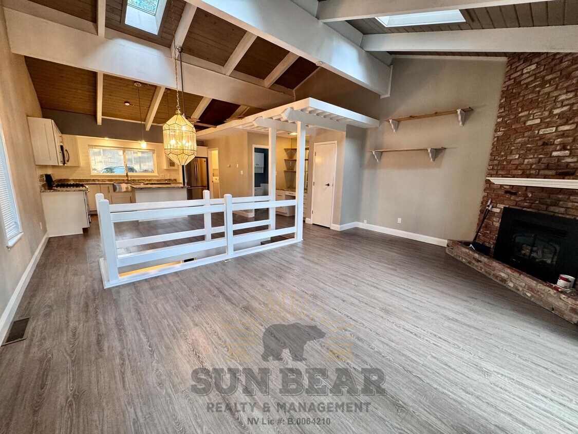 3 Bedroom! Dog Friendly! - 3 Bedroom!  Dog Friendly!