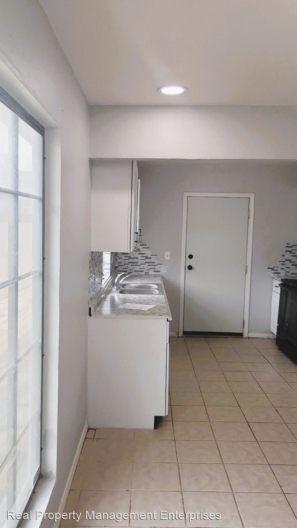 Foto del edificio - 2 br, 2 bath House - 11511 Stagecoach TRL ...