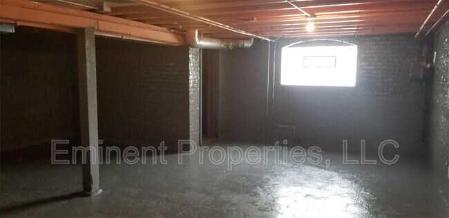 Foto del edificio - 8608 S Kingston Ave