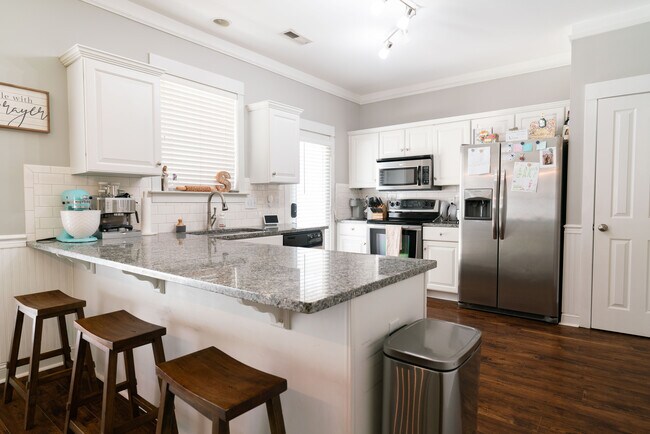 Foto del edificio - 11323 Deer Ridge Ln