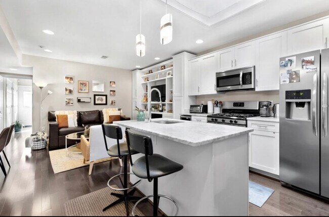 Foto del edificio - 710 Shepherd Rd NW
