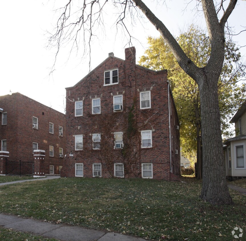 Building Photo - 5121 Cleveland Ave