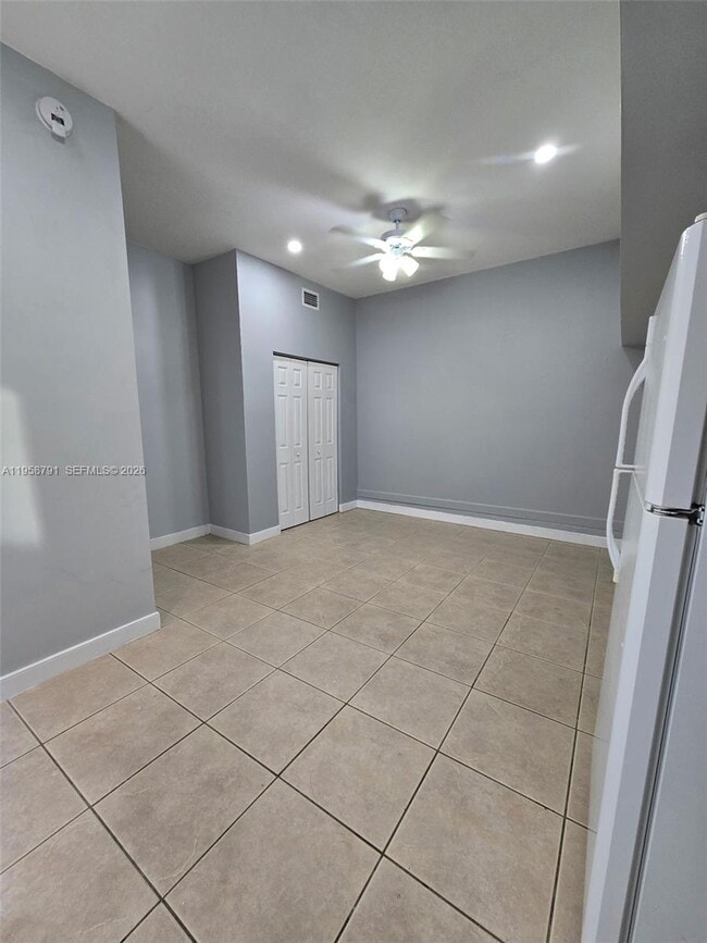 Foto del edificio - 15829 SW 140th St