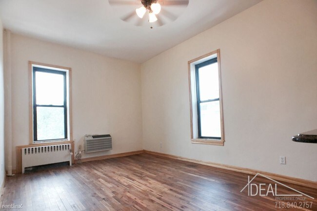 Building Photo - 480 6th St
