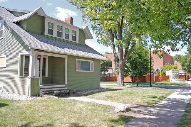Front (right across from SDSU) - 729 11th Ave