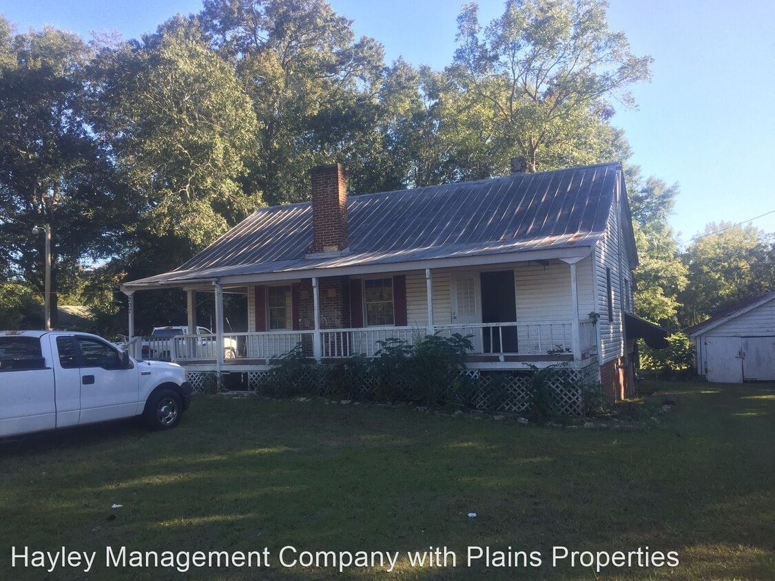 207 Stowe Ave, Opelika, AL 36801 House Rental in Opelika, AL