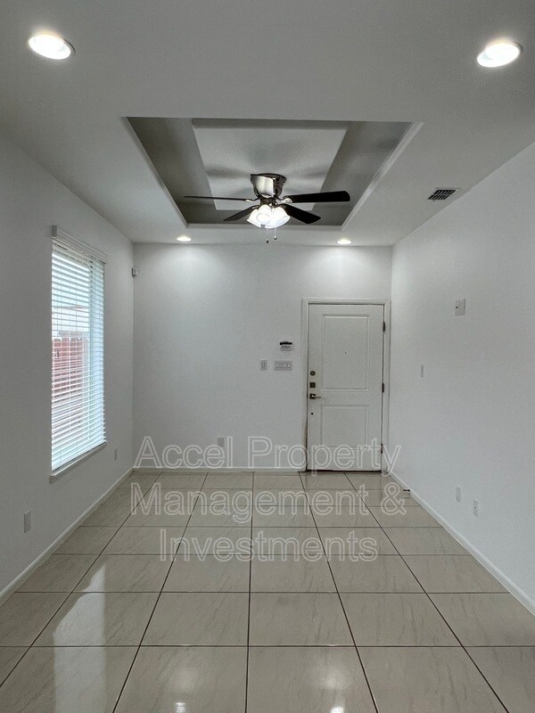 Foto del edificio - 214 Fig Dr