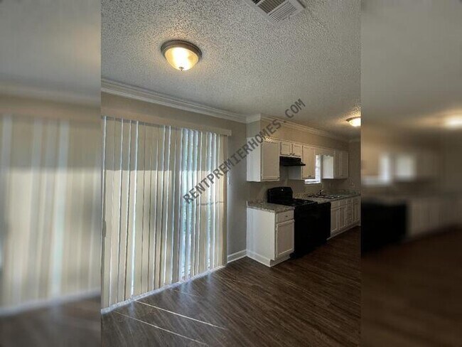 Building Photo - 710 Desoto Pl. Benton, AR 72015