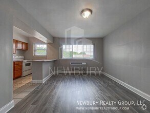 Building Photo - 305 San Juan Dr