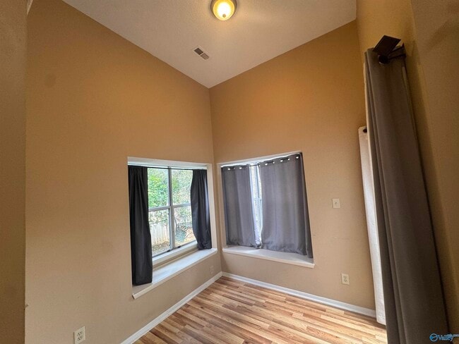 Building Photo - 118 Briargate Ln