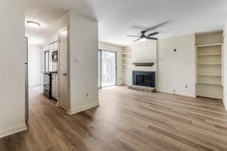 Foto del edificio - 6910 Hart Ln